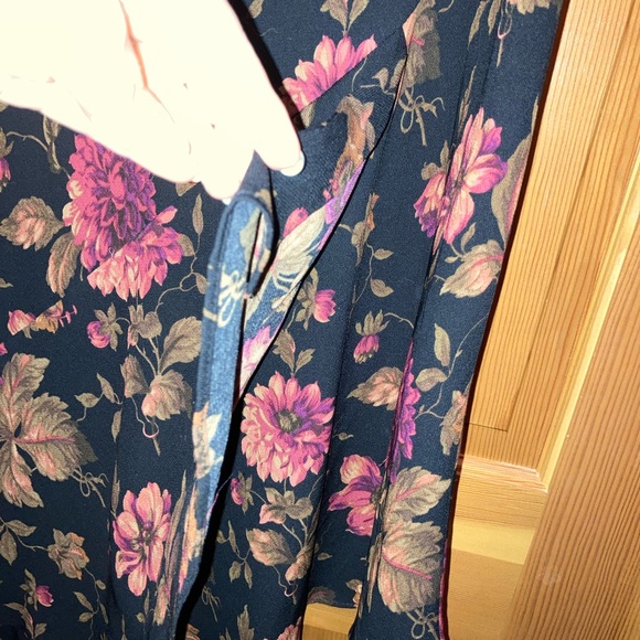 Lg floral skirt with asymmetric ruffle - Picture 5 of 6